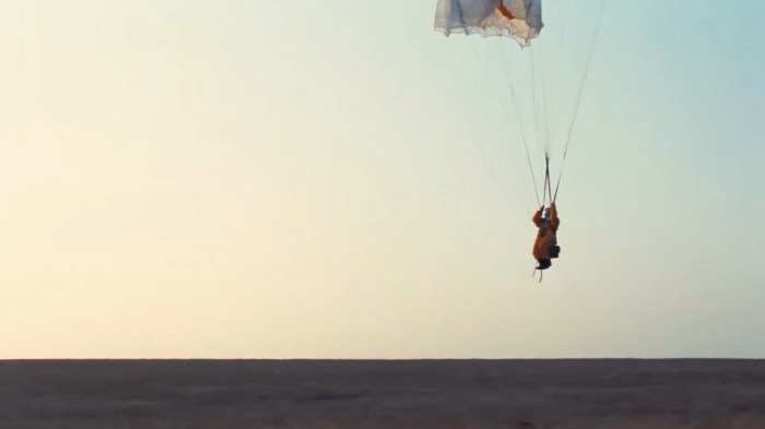 aterizarea-lui-gagarin-pe-pamant